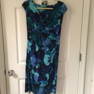 Business casual knit dress. EUC.